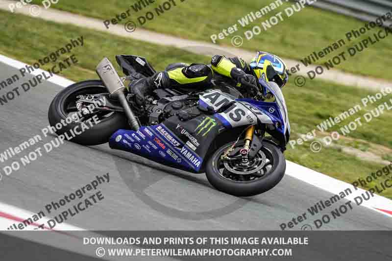 cadwell no limits trackday;cadwell park;cadwell park photographs;cadwell trackday photographs;enduro digital images;event digital images;eventdigitalimages;navarra;no limits trackdays;peter wileman photography;racing digital images;trackday digital images;trackday photos